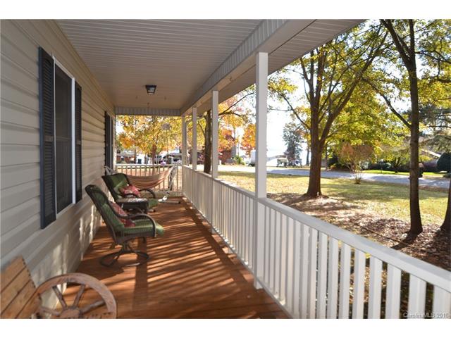 8321 Normandy Rd, Denver, NC 28037 photo 2