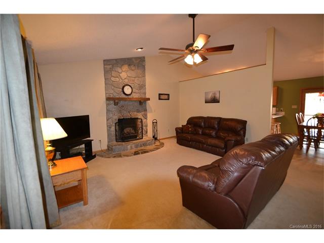 8321 Normandy Rd, Denver, NC 28037 photo 6