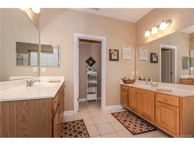 8401 Bampton Dr, Concord, NC 28027 photo 15