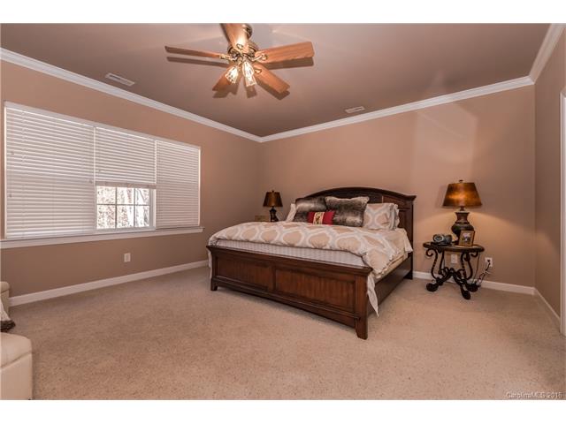 8401 Bampton Dr, Concord, NC 28027 photo 12