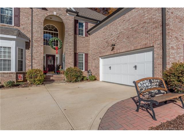 8401 Bampton Dr, Concord, NC 28027 photo 2
