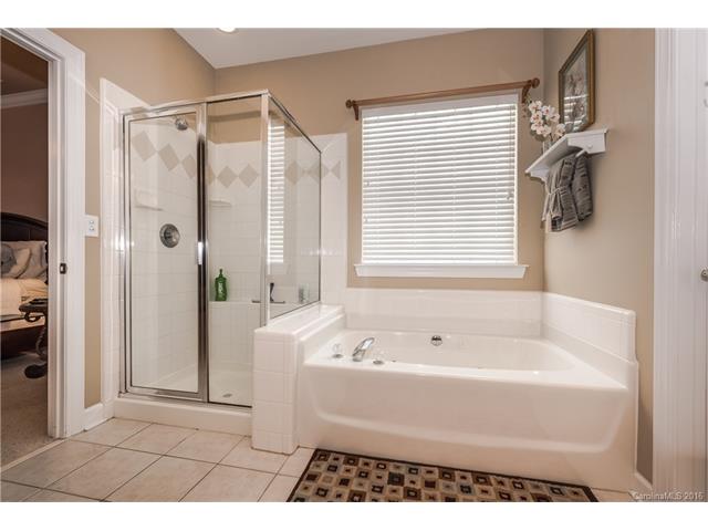 8401 Bampton Dr, Concord, NC 28027 photo 14