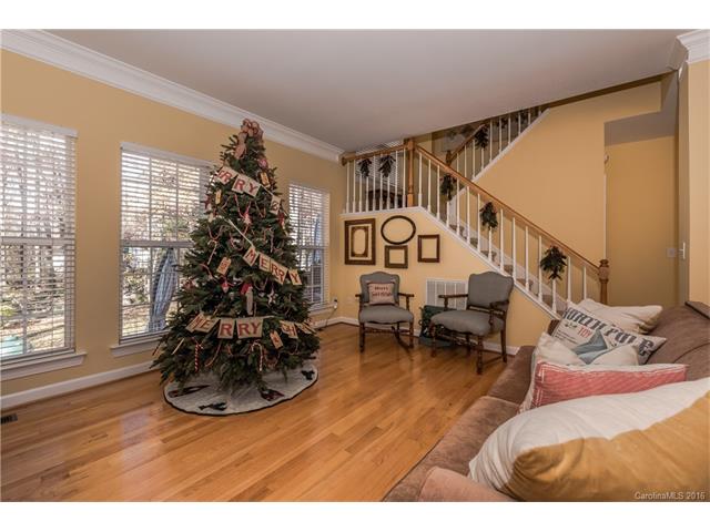 8401 Bampton Dr, Concord, NC 28027 photo 4