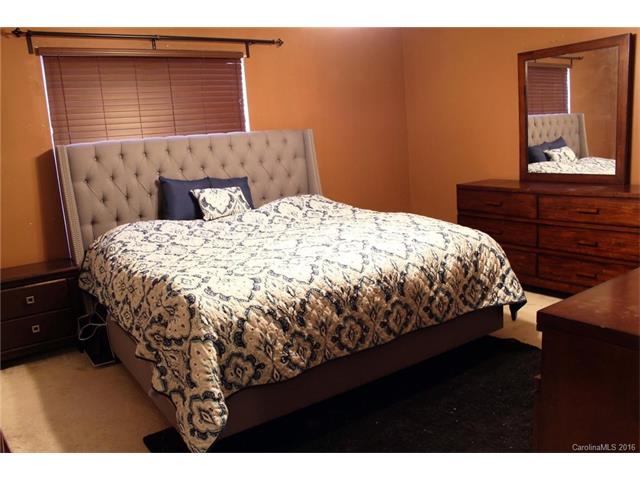 2668 Thistle Brook Dr, Concord, NC 28027 photo 10