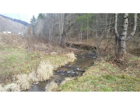 7661 Little Pine Rd, Marshall, NC 28753 photo 9