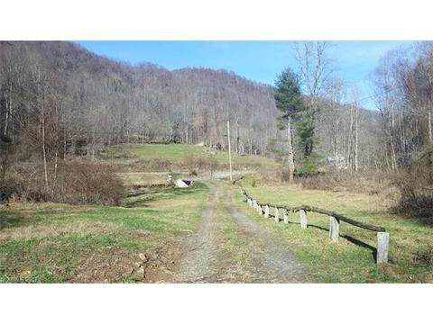 7661 Little Pine Rd, Marshall, NC 28753 photo 4