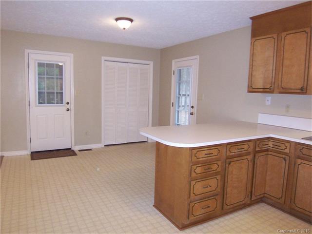 111 Ramsgate Dr, Shelby, NC 28152 photo 5
