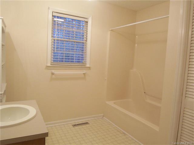 111 Ramsgate Dr, Shelby, NC 28152 photo 8