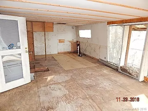 591 Deep Gap Loop Rd, Flat Rock, NC 28731 photo 12
