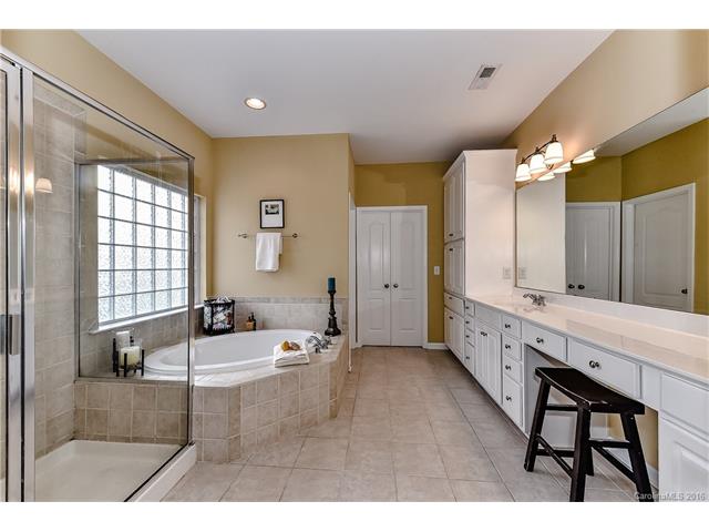 884 Treasure Ct, Fort Mill, SC 29708 photo 13