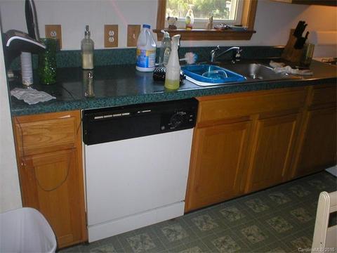 104 Dyson Rd, Harmony, NC 28634 photo 4