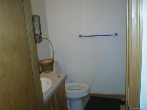 104 Dyson Rd, Harmony, NC 28634 photo 18