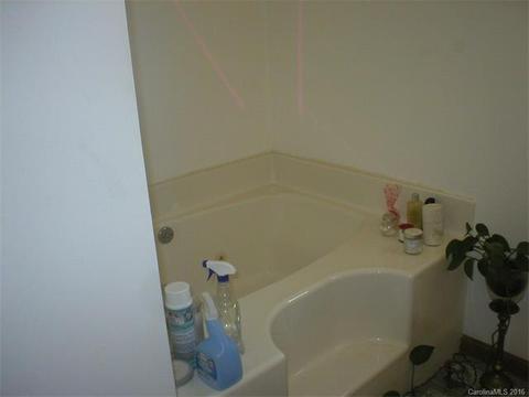 104 Dyson Rd, Harmony, NC 28634 photo 16