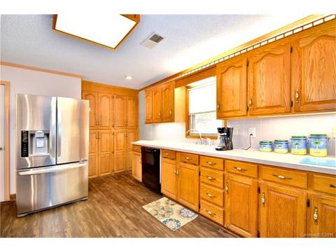 331 E Chamblee Dr, Salisbury, NC 28147 photo 9