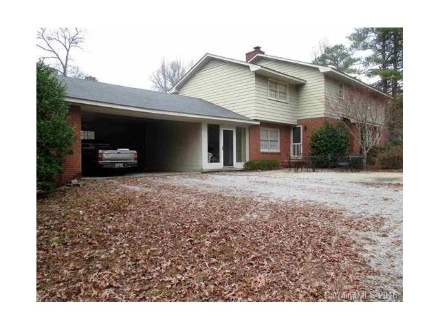 2531 Pineview Dr, Lancaster, SC 29720 photo 2