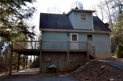 600 Fairview Forest Dr, Fairview, NC 28730 photo 2