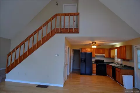 600 Fairview Forest Dr, Fairview, NC 28730 photo 6
