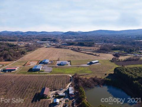 337 Mcmurray Rd, Flat Rock, NC 28731 photo 4