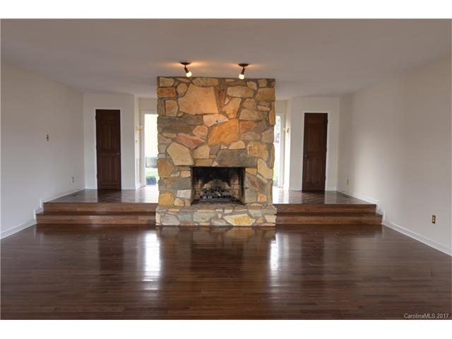 7943 Placid Ct, Denver, NC 28037 photo 4