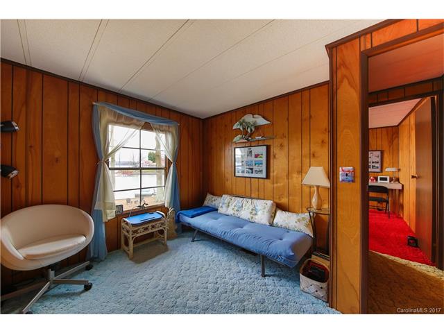 488 Squirrel Ln, Clover, SC 29710 photo 17