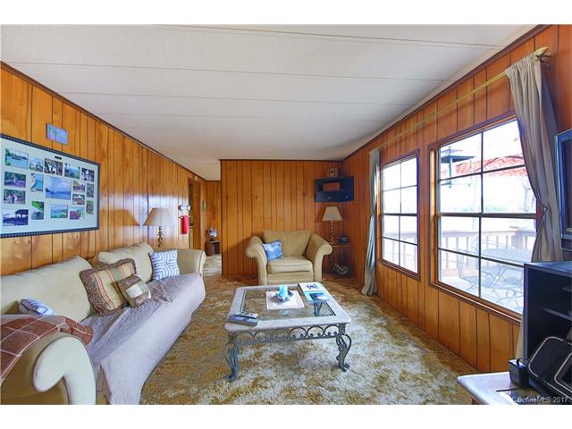 488 Squirrel Ln, Clover, SC 29710 photo 12