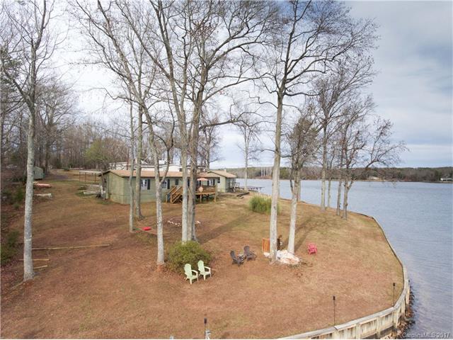 488 Squirrel Ln, Clover, SC 29710 photo 4