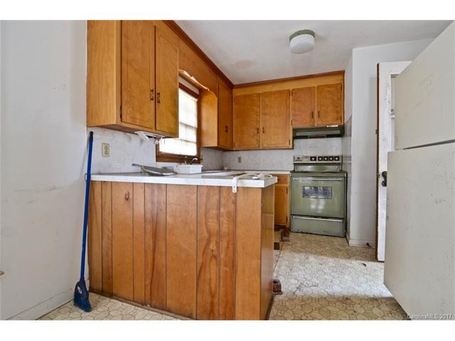 1009 Griffith Rd, Monroe, NC 28112 photo 4