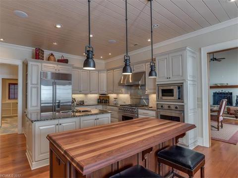 305 Kincaid Dr, Mill Spring, NC 28756 photo 4