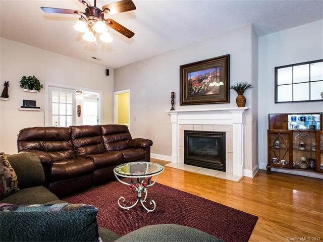 1323 Crown Ridge Dr, Fort Mill, SC 29708 photo 5