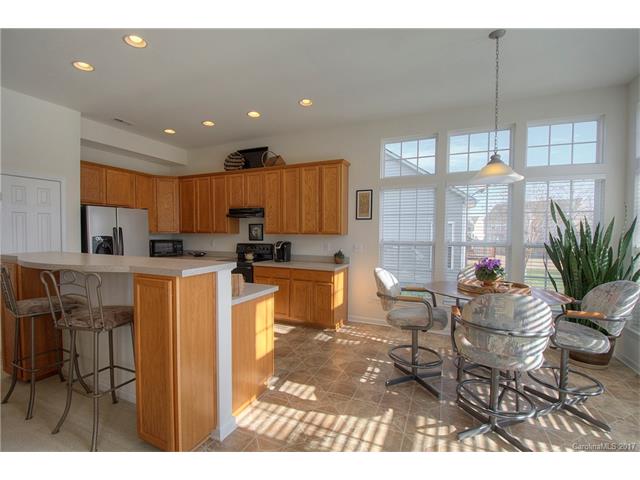 533 Fair Oaks Dr, Fort Mill, SC 29708 photo 9