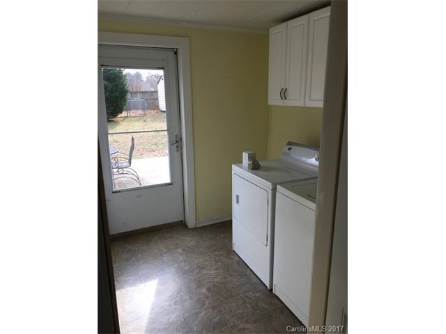 111 Dunham Ave, Salisbury, NC 28146 photo 2