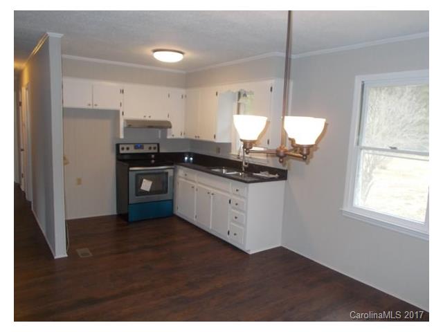 1597 Beacon Rd, Lancaster, SC 29720 photo 2
