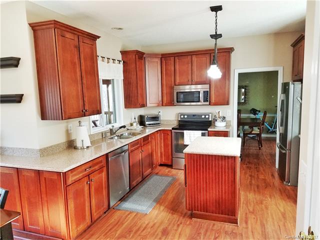 409 Saint George Rd, Fort Mill, SC 29708 photo 2