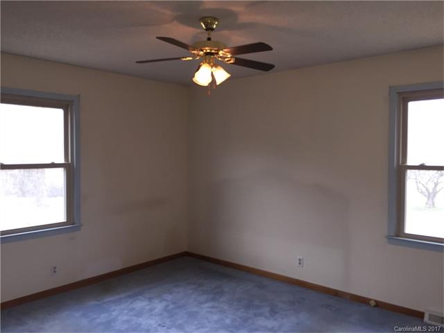 470 Chapparal Dr, Salisbury, NC 28146 photo 10