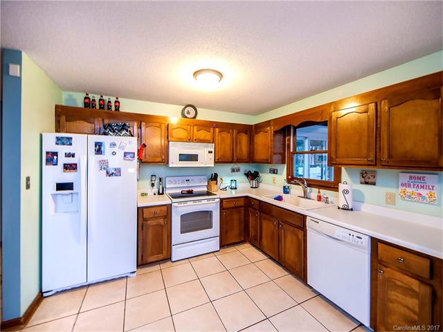1925 Ridge Rd, Clover, SC 29710 photo 4