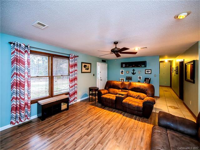 1925 Ridge Rd, Clover, SC 29710 photo 2