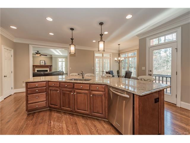 18524 Hammock Ln, Davidson, NC 28036 photo 9