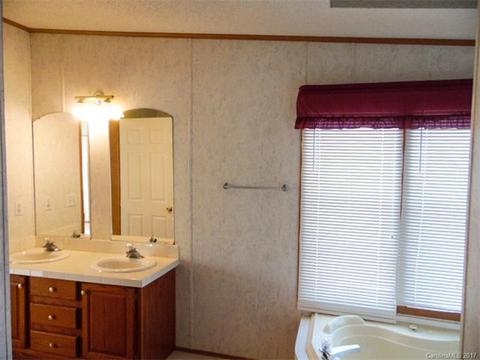 111 Sheffield Rd, Harmony, NC 28634 photo 9