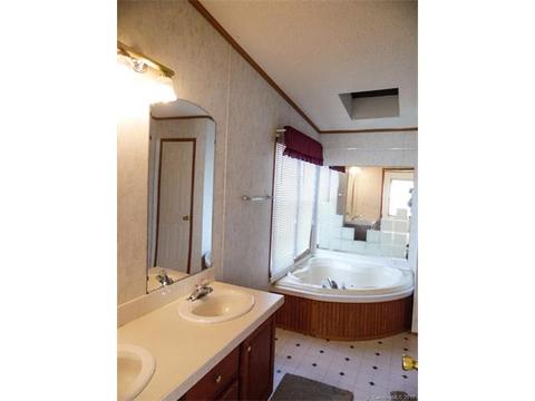111 Sheffield Rd, Harmony, NC 28634 photo 10
