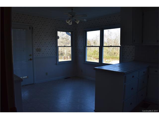 2746 Riverside Rd, Lancaster, SC 29720 photo 7