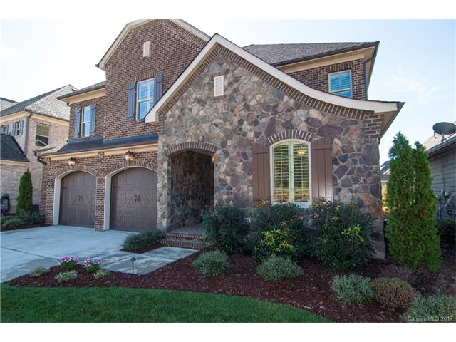 18112 John Robbins Ln, Cornelius, NC 28031 photo 2