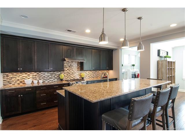 18112 John Robbins Ln, Cornelius, NC 28031 photo 5