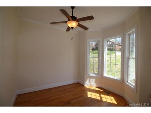 4501 Granite Hill Dr, Davidson, NC 28036 photo 2