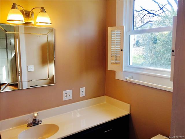 202 E 1st St, Kannapolis, NC 28083 photo 12