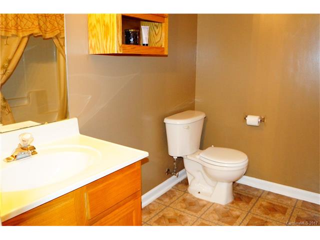 2410 Morningside Dr, Lancaster, SC 29720 photo 11