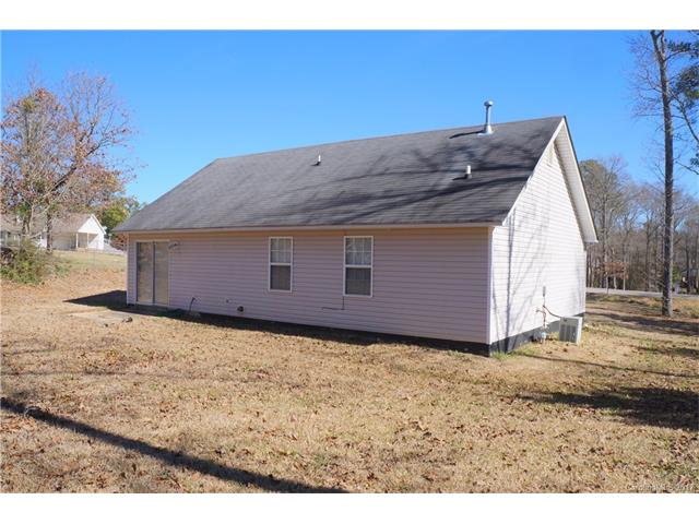 2410 Morningside Dr, Lancaster, SC 29720 photo 3