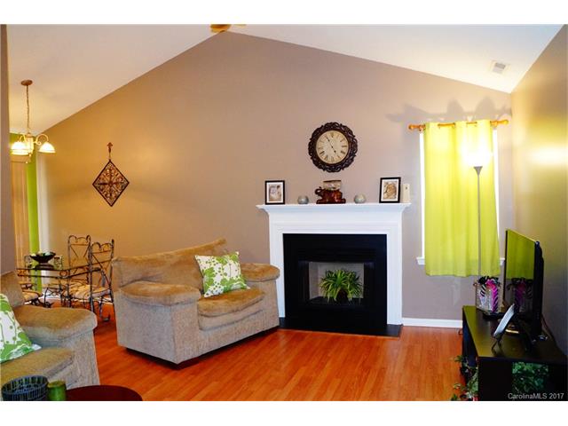 2410 Morningside Dr, Lancaster, SC 29720 photo 4