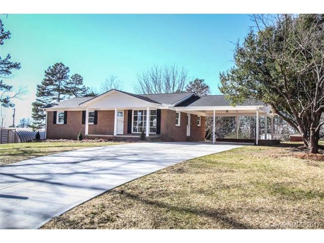 6033 Vinewood Rd, Davidson, NC 28036 photo 1