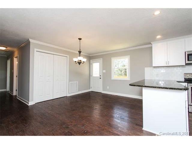 6033 Vinewood Rd, Davidson, NC 28036 photo 5