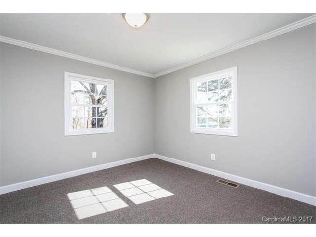 6033 Vinewood Rd, Davidson, NC 28036 photo 16